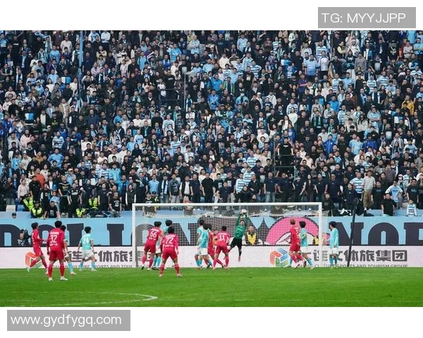 大连足球俱乐部奋发向前重塑辉煌目标全力冲击新赛季荣耀