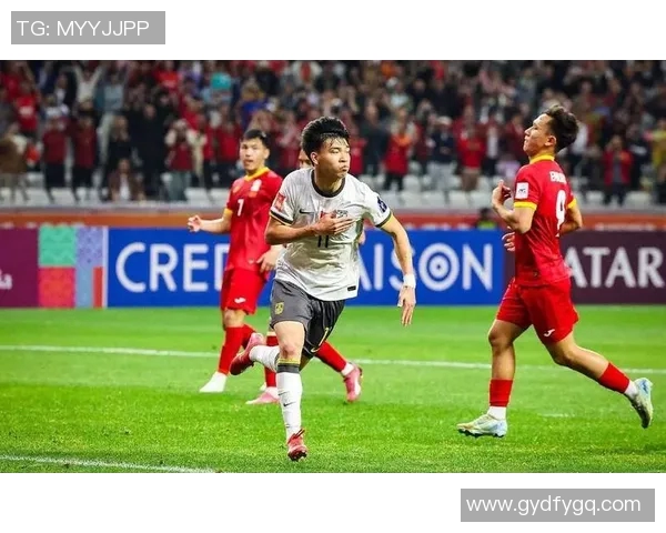 中国男篮迎战伊拉克队力争胜利全力以赴展现团队精神与竞技状态